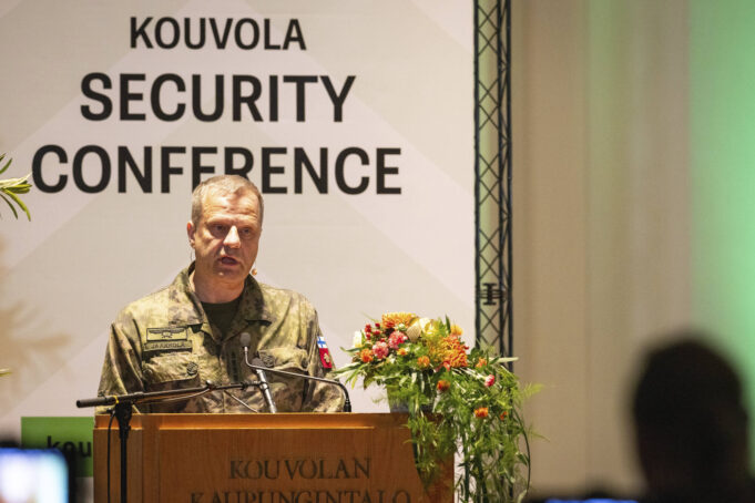 the Commander of the Finnish Defence Forces, General Janne Jaakkola